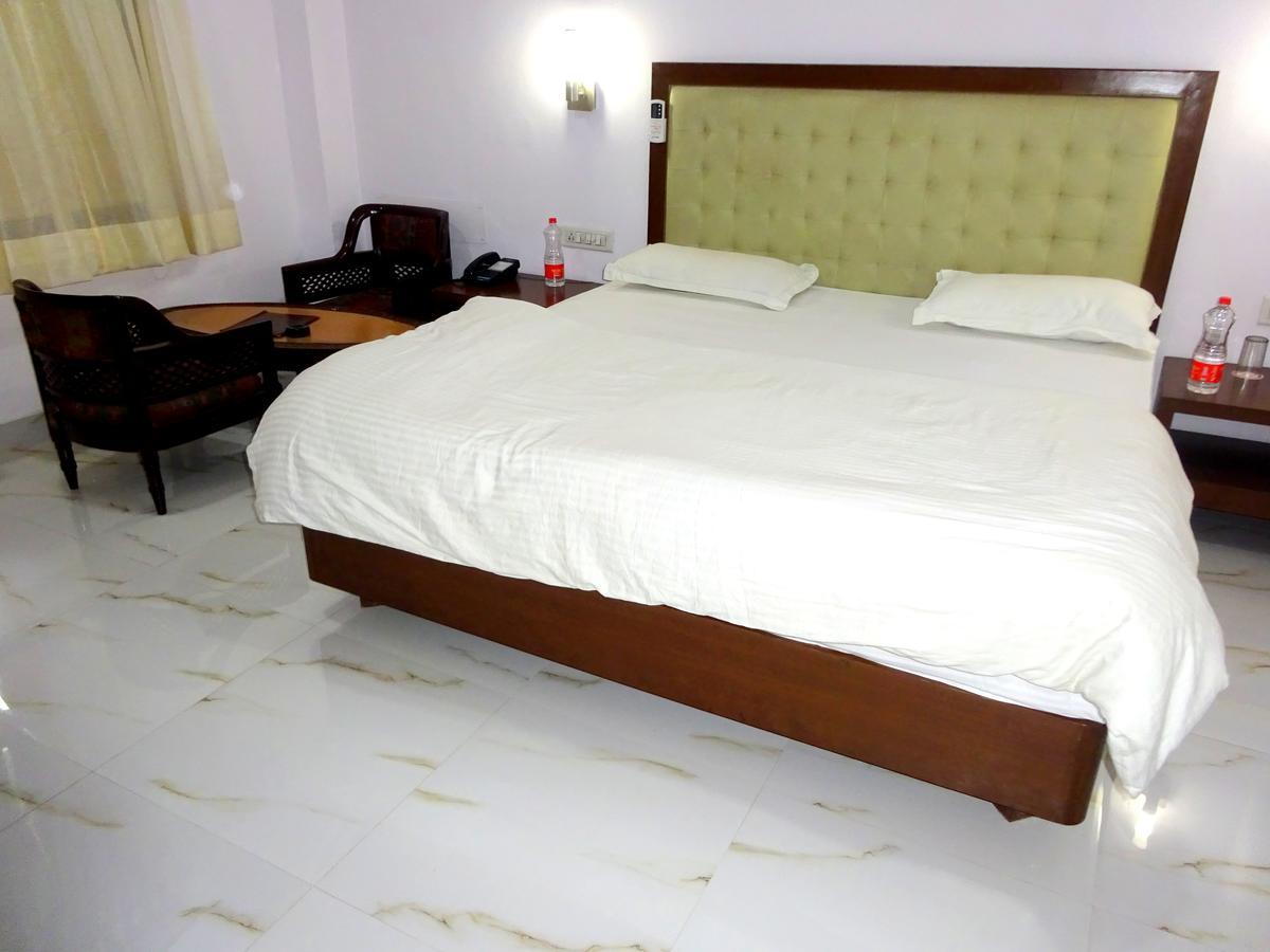 Hotel Utsav Nathdwara Ngoại thất bức ảnh
